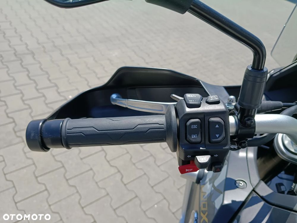 KOVE 800X Touring - 8