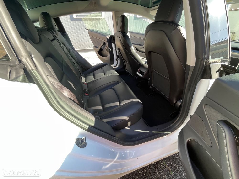 Tesla Model 3 Standard Range Plus RWD - 5