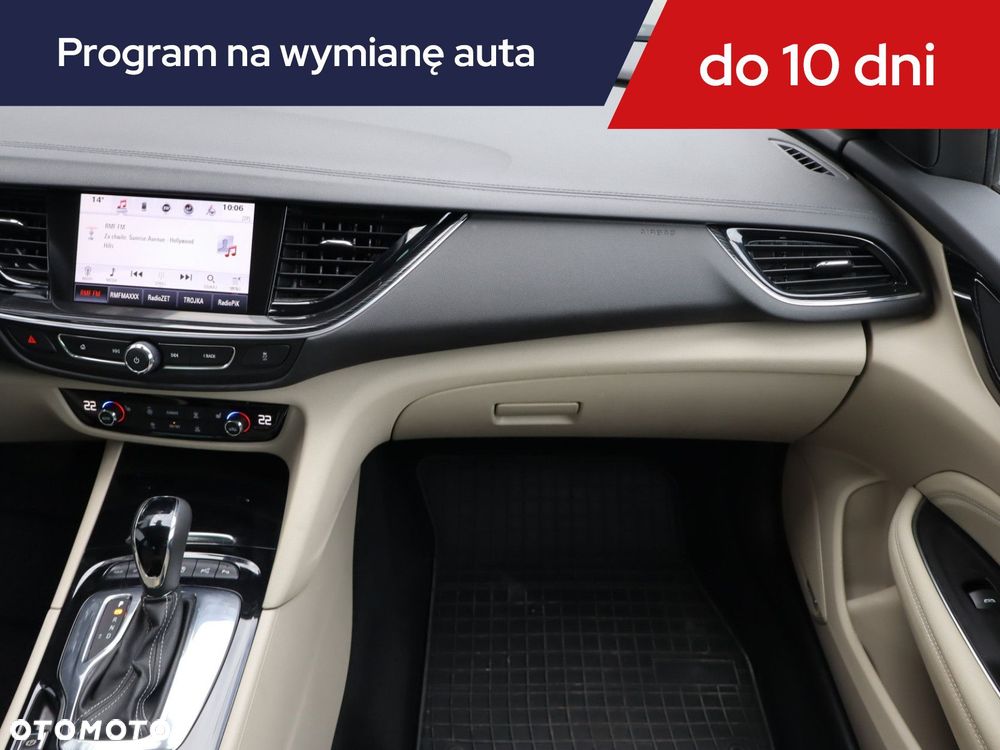 Opel Insignia - 10