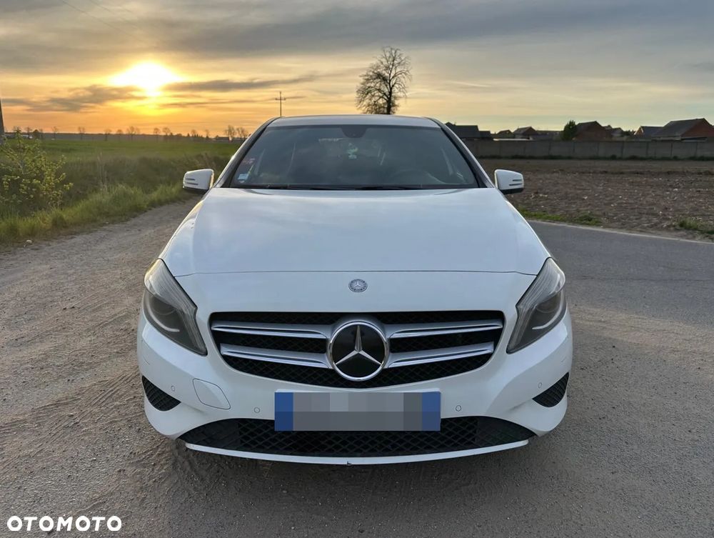 Mercedes-Benz Klasa A 180 CDI (BlueEFFICIENCY) 7G-DCT - 7