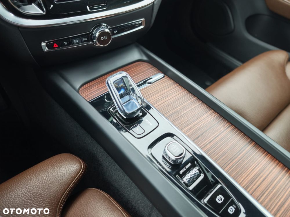 Volvo V60 B4 D Geartronic Inscription - 26