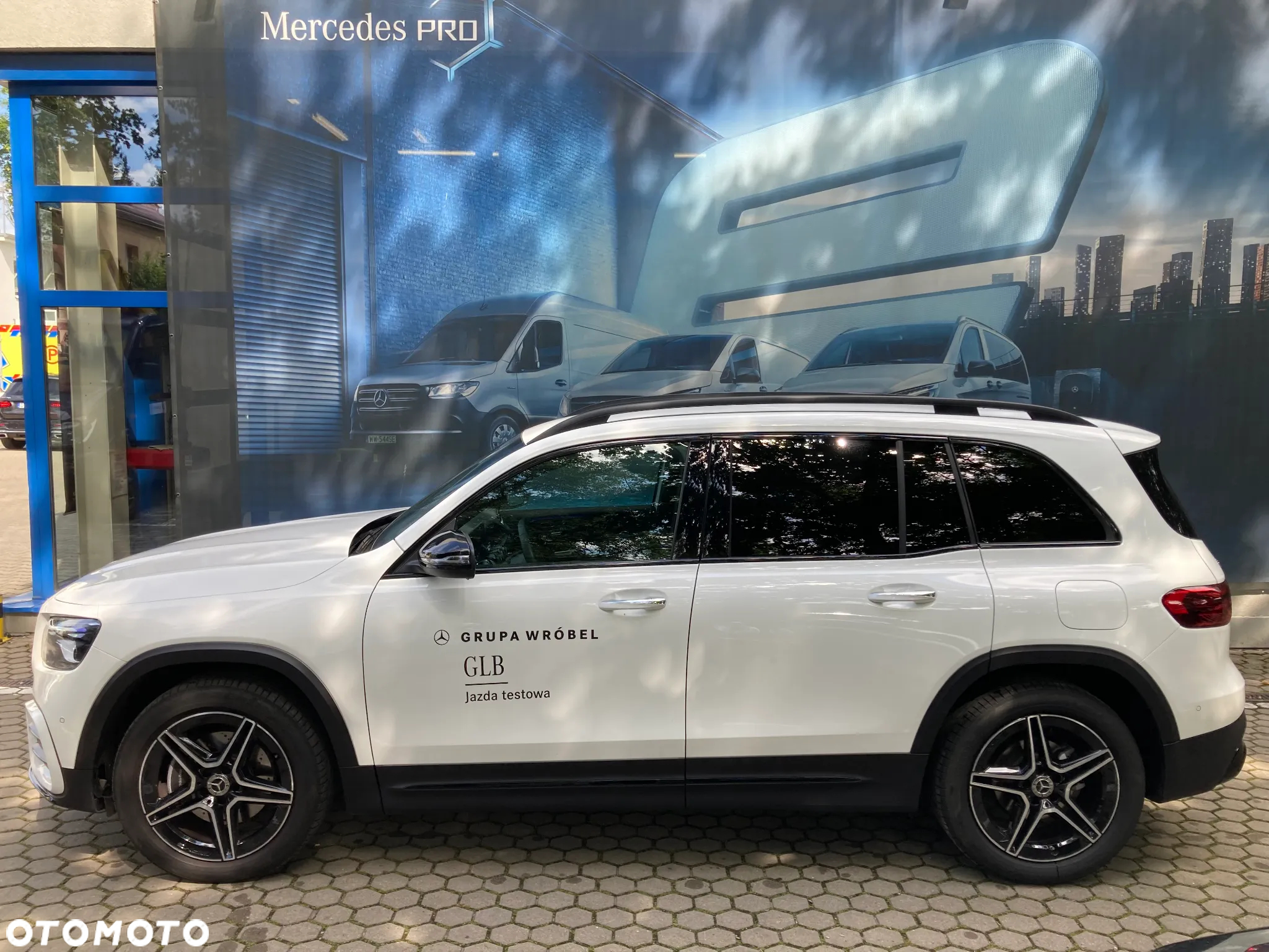 Mercedes-Benz GLB 200 d 4-Matic AMG Line 8G-DCT - 8