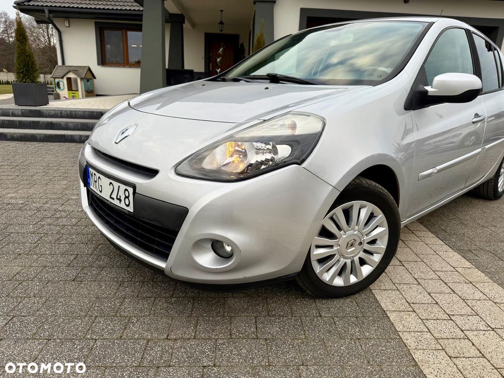 Renault Clio 1.2 16V Intens - 3