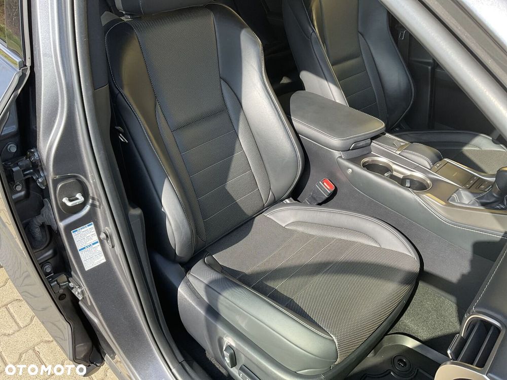 Lexus NX 300h F Sport Edition AWD - 10