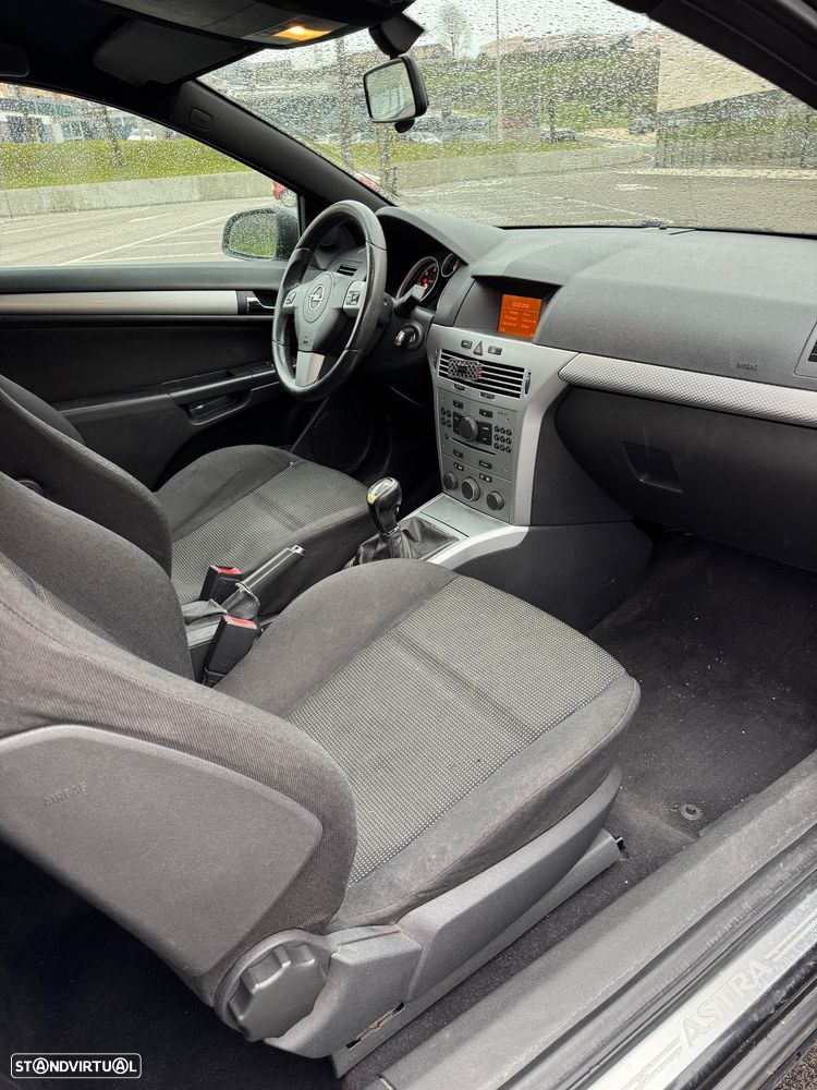 Opel Astra GTC 1.9 CDTI - 7