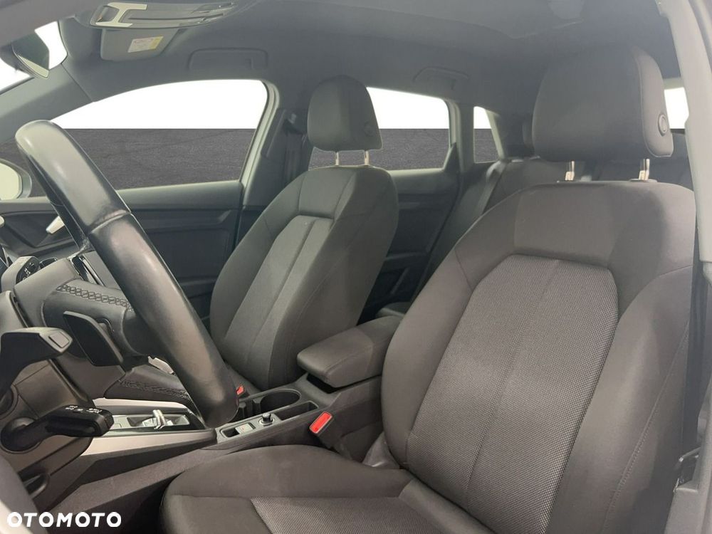 Audi A3 Sportback 35 TFSI mHEV S tronic - 10