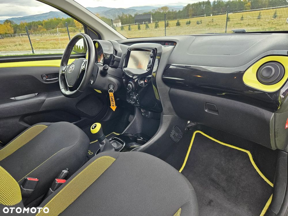 Toyota Aygo 1.0 VVT-i Sprint EU6 - 21