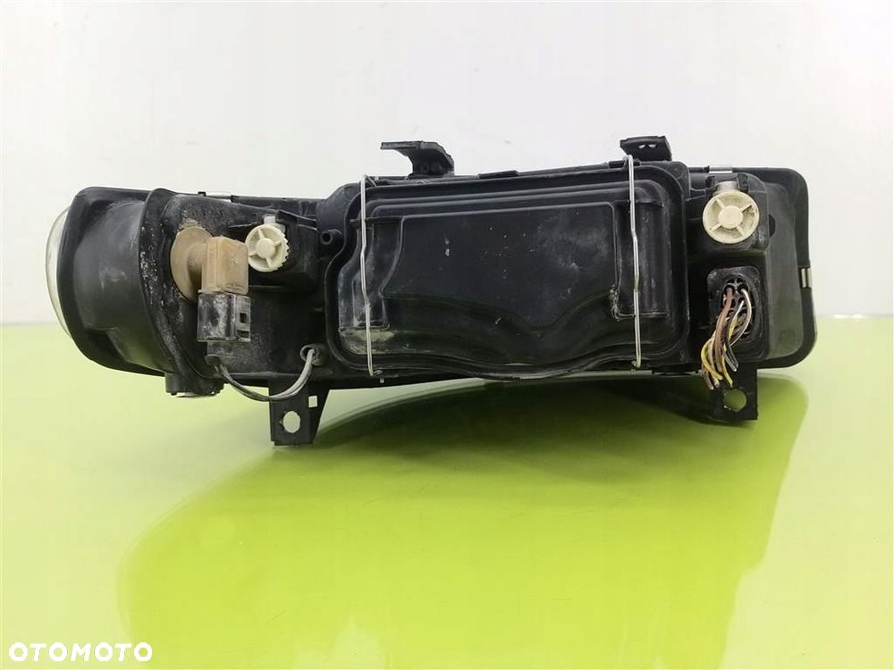 Reflektor lampa przód lewa Seat Toledo II 1999-2004 TYC 205804B LEON I - 4