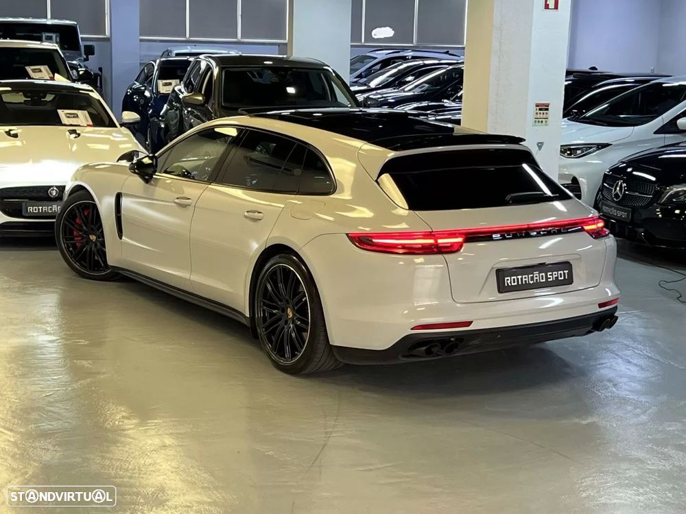 Porsche Panamera Sport Turismo 4 E-Hybrid - 21