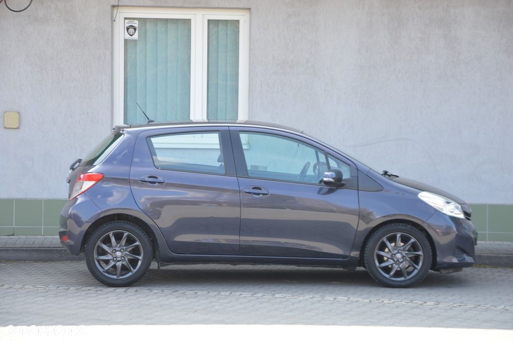 Toyota Yaris 1.33 Dynamic - 11