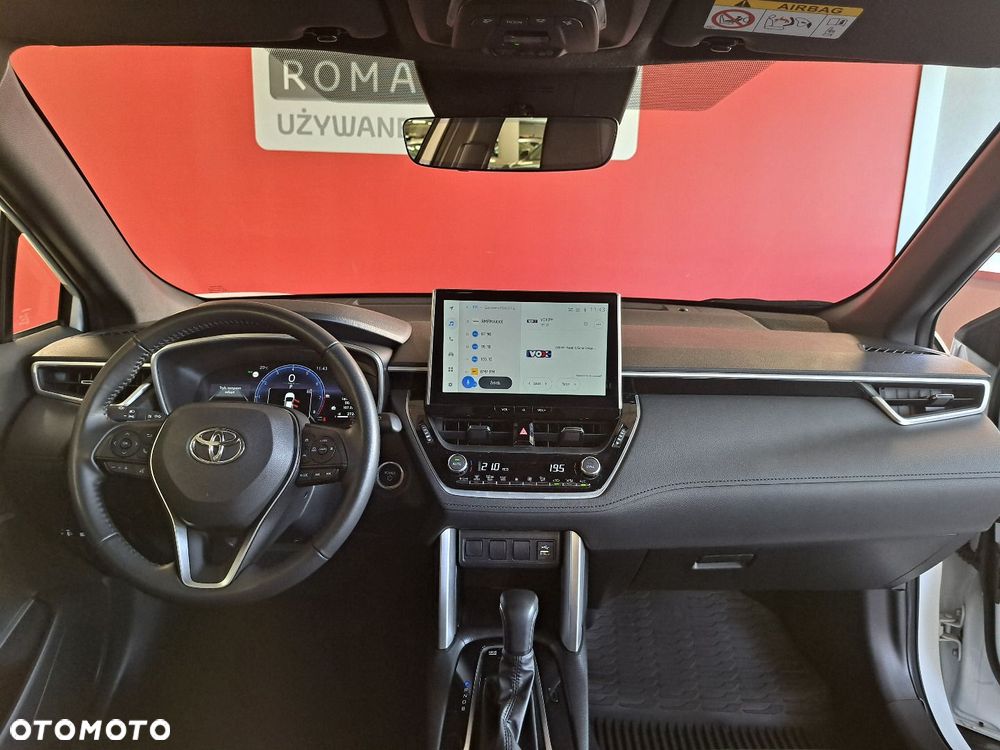 Toyota Corolla Cross - 18