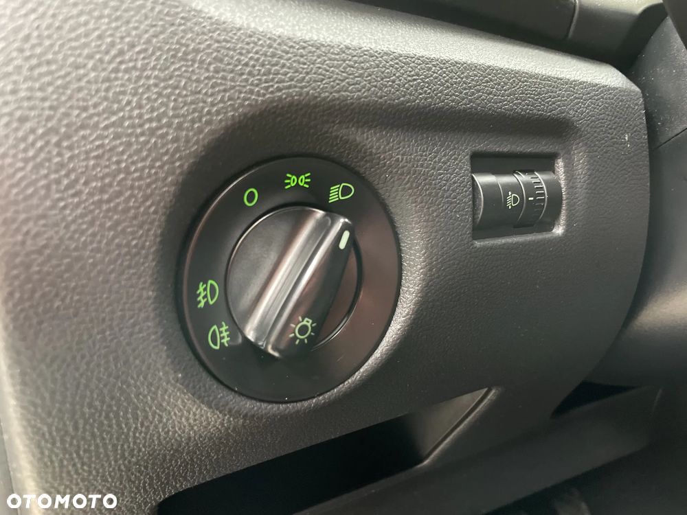 Skoda Fabia 1.4 16V Fresh Plus - 12