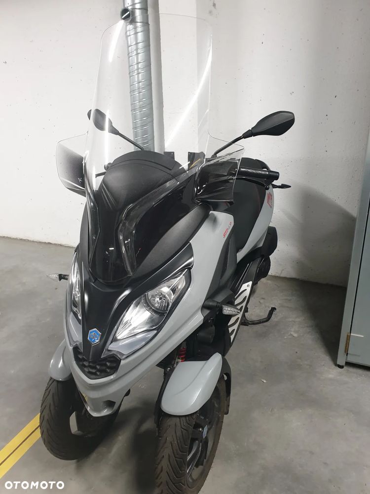 Piaggio MP-3 - 1
