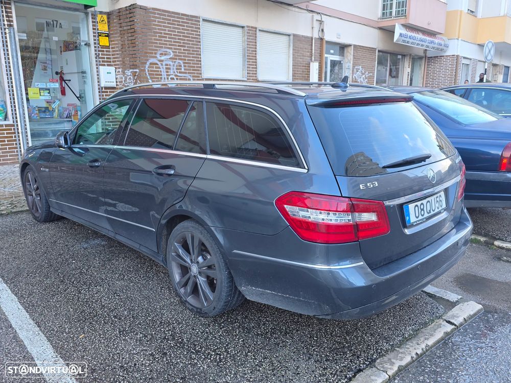 Mercedes-Benz E 220 CDI DPF BlueEFFICIENCY Auto Avantgarde - 6