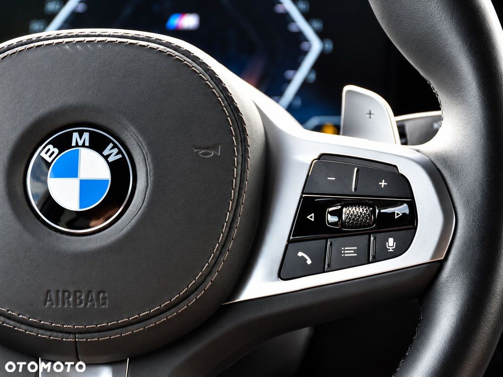 BMW X6 - 25