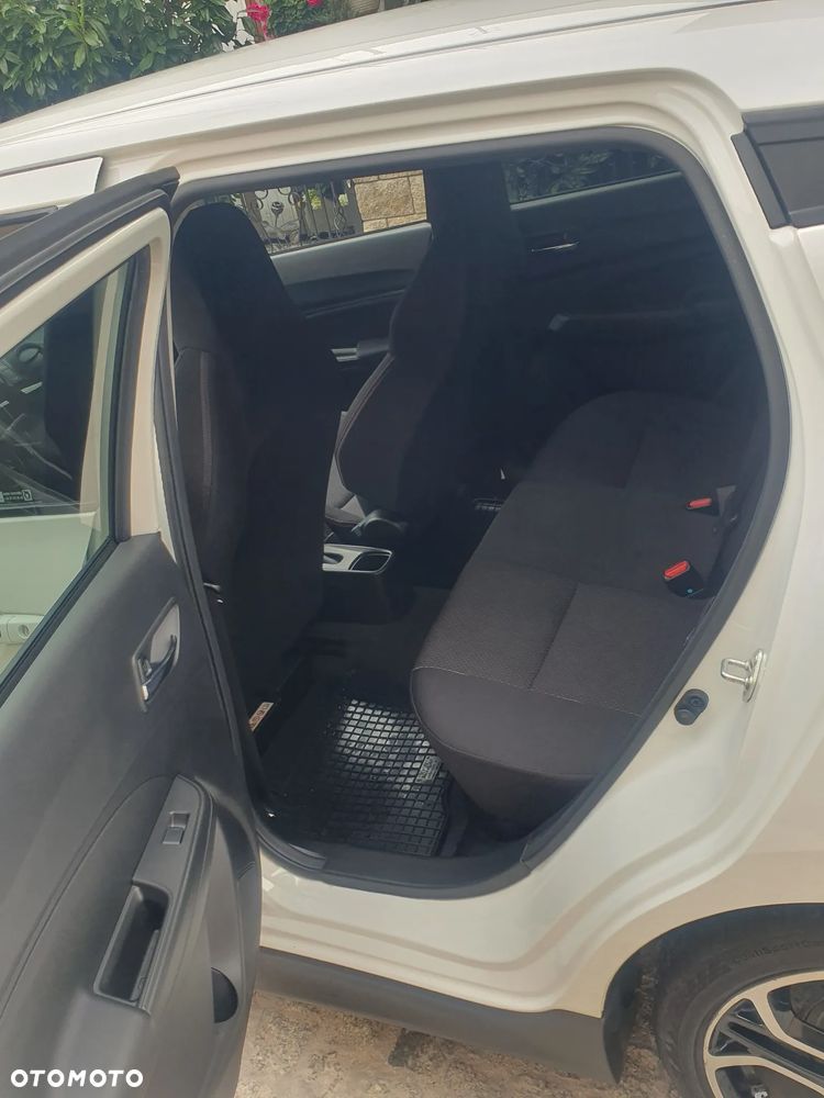 Suzuki Swift - 12