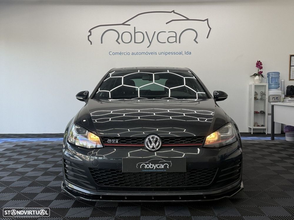 VW Golf 2.0 TSi GTi DSG - 3