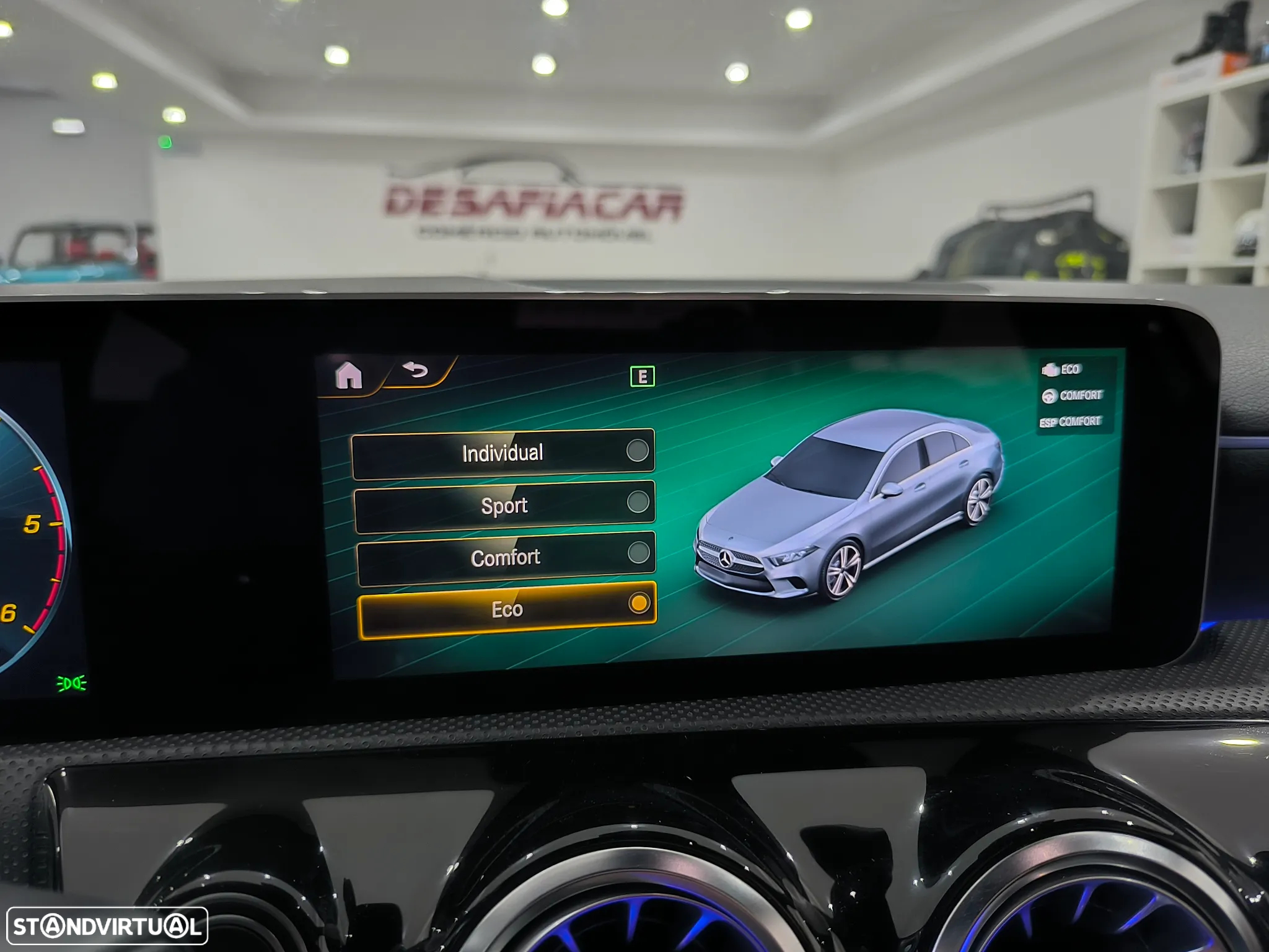 Mercedes-Benz A 180 Limousine d AMG Line Aut. - 56