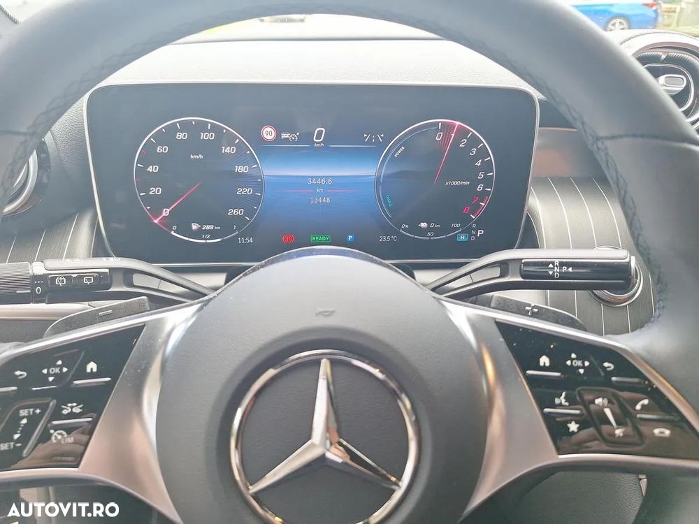 Mercedes-Benz GLC 300 e 4MATIC - 11