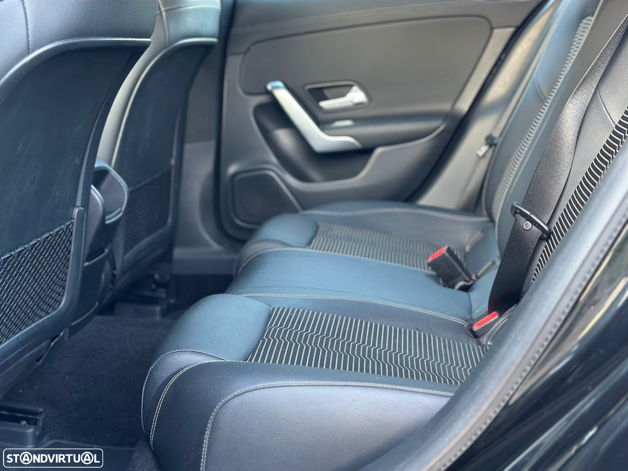 Mercedes-Benz CLA 180 d Shooting Brake 7G-DCT Progressive - 34