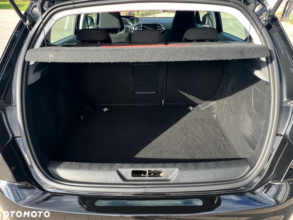 Peugeot 308 125 THP Active - 14