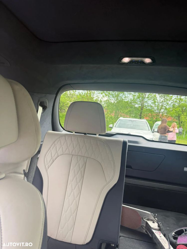 BMW X7 - 11