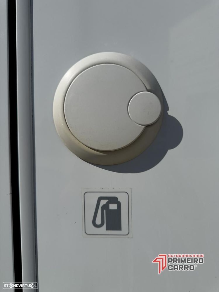 Bavaria Style I740 c.central e basculante - 59