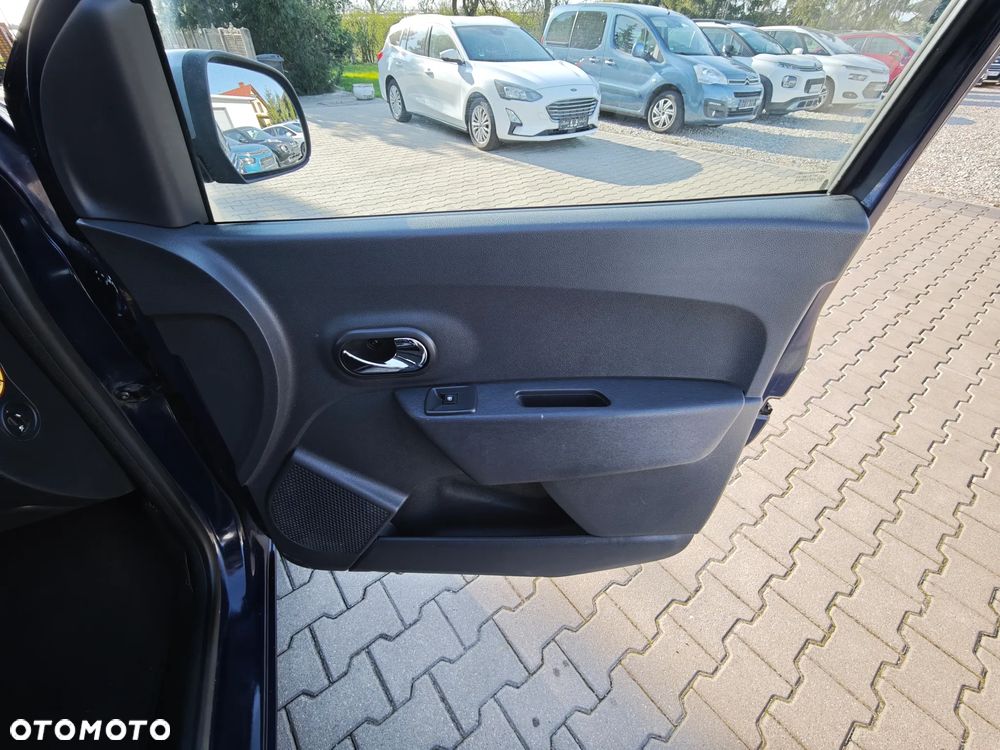 Dacia Dokker SCe 100 Celebration - 15