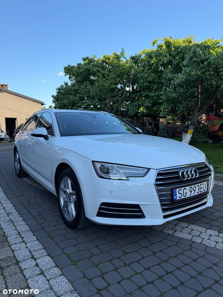 Audi A4 Avant 2.0 TDI - 1