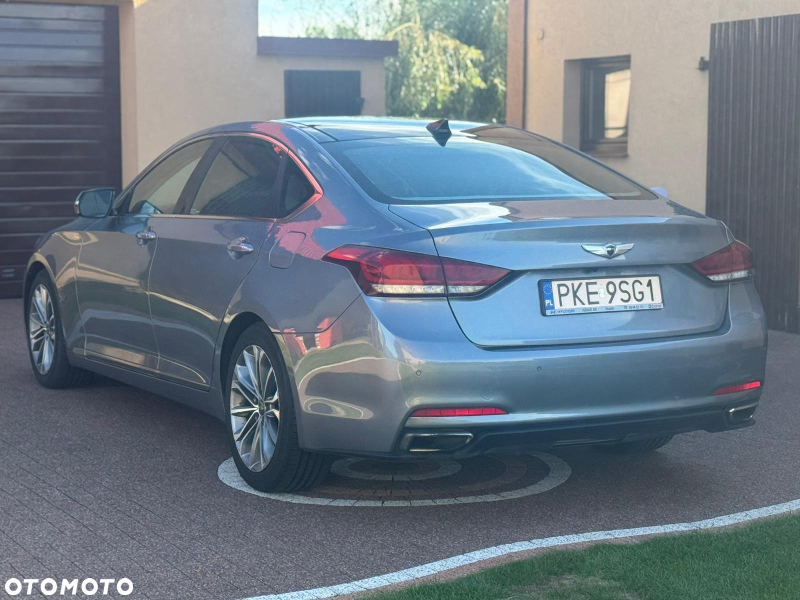 Hyundai Genesis 3.8 V6 GDI - 2