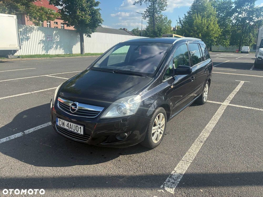 Opel Zafira - 1