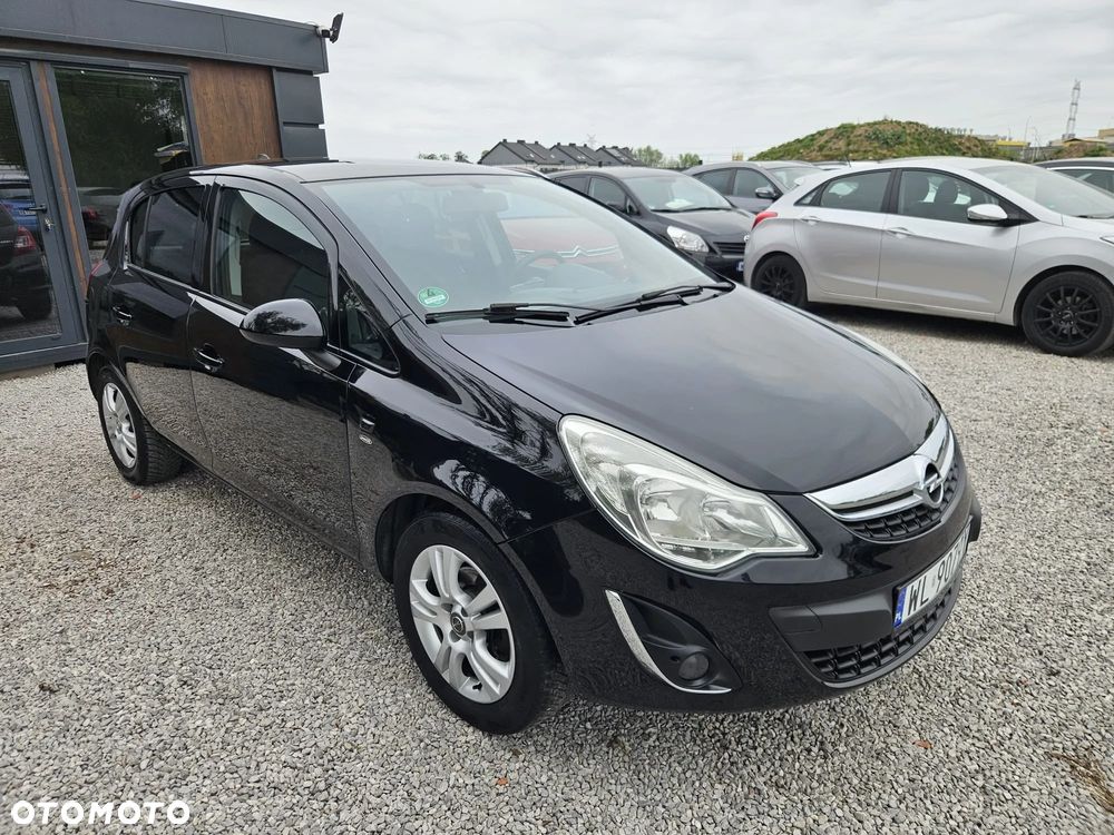 Opel Corsa 1.4 16V Satellite - 10