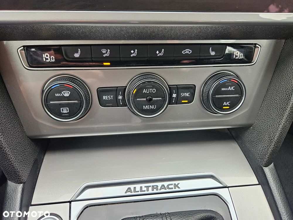 Volkswagen Passat 2.0 TSI BMT Comfortline DSG - 9