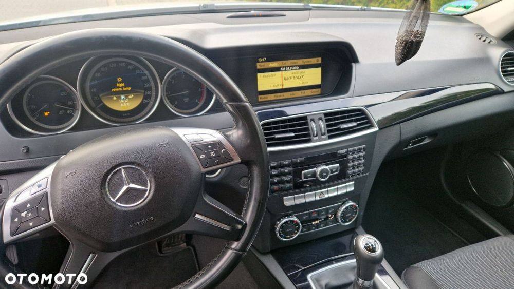 Mercedes-Benz Klasa C 200 CDI BlueEff Classic - 12