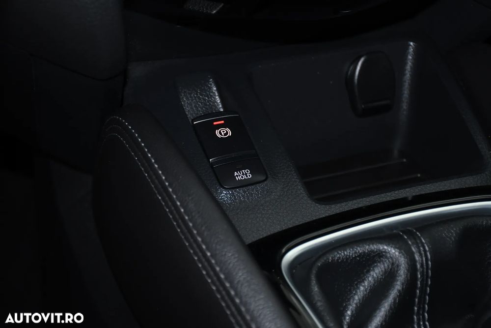 Nissan Qashqai 1.5 DCI N-Connecta - 22