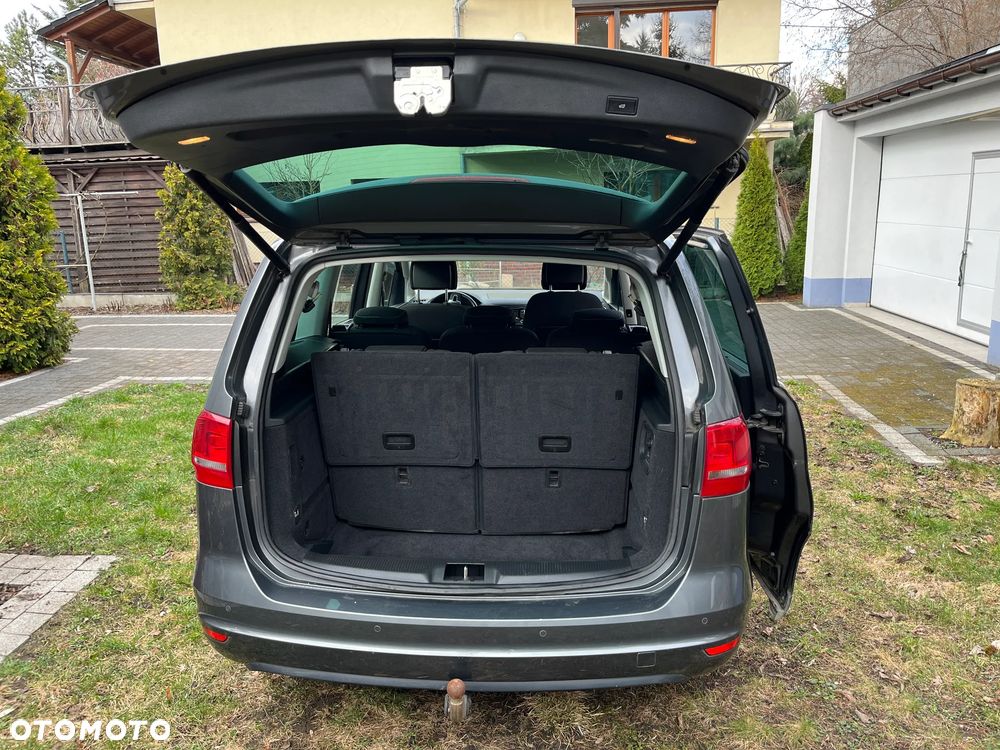 Volkswagen Sharan - 11