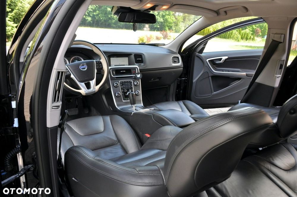 Volvo V60 - 29