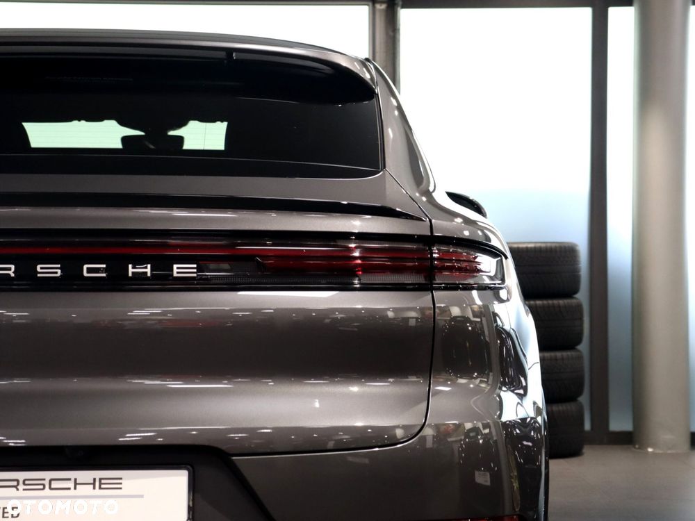 Porsche Cayenne E-Hybrid PHEV - 10