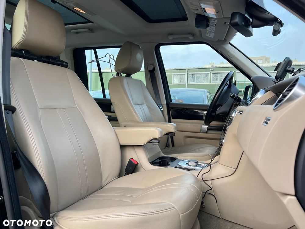 Land Rover Discovery - 24