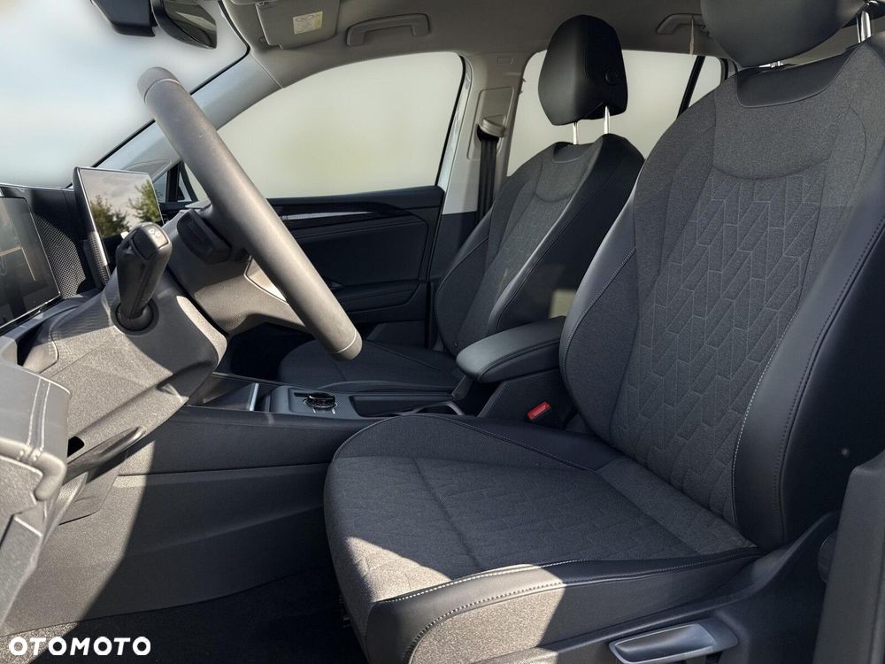 Volkswagen Tiguan - 9