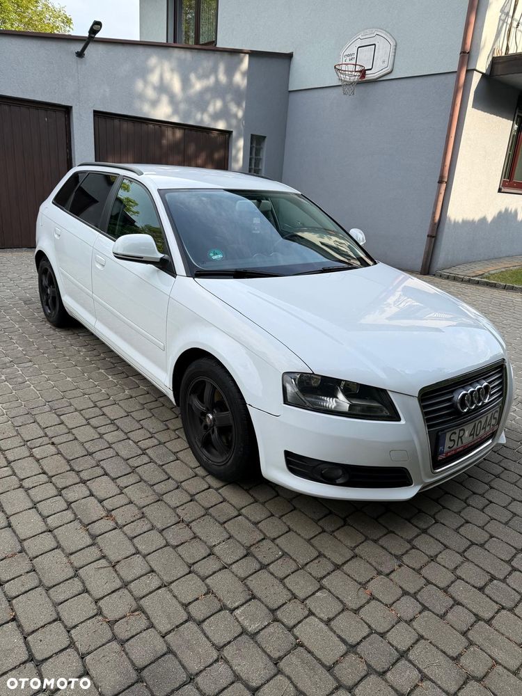 Audi A3 Sportback 1.4 TFSI Attraction - 1