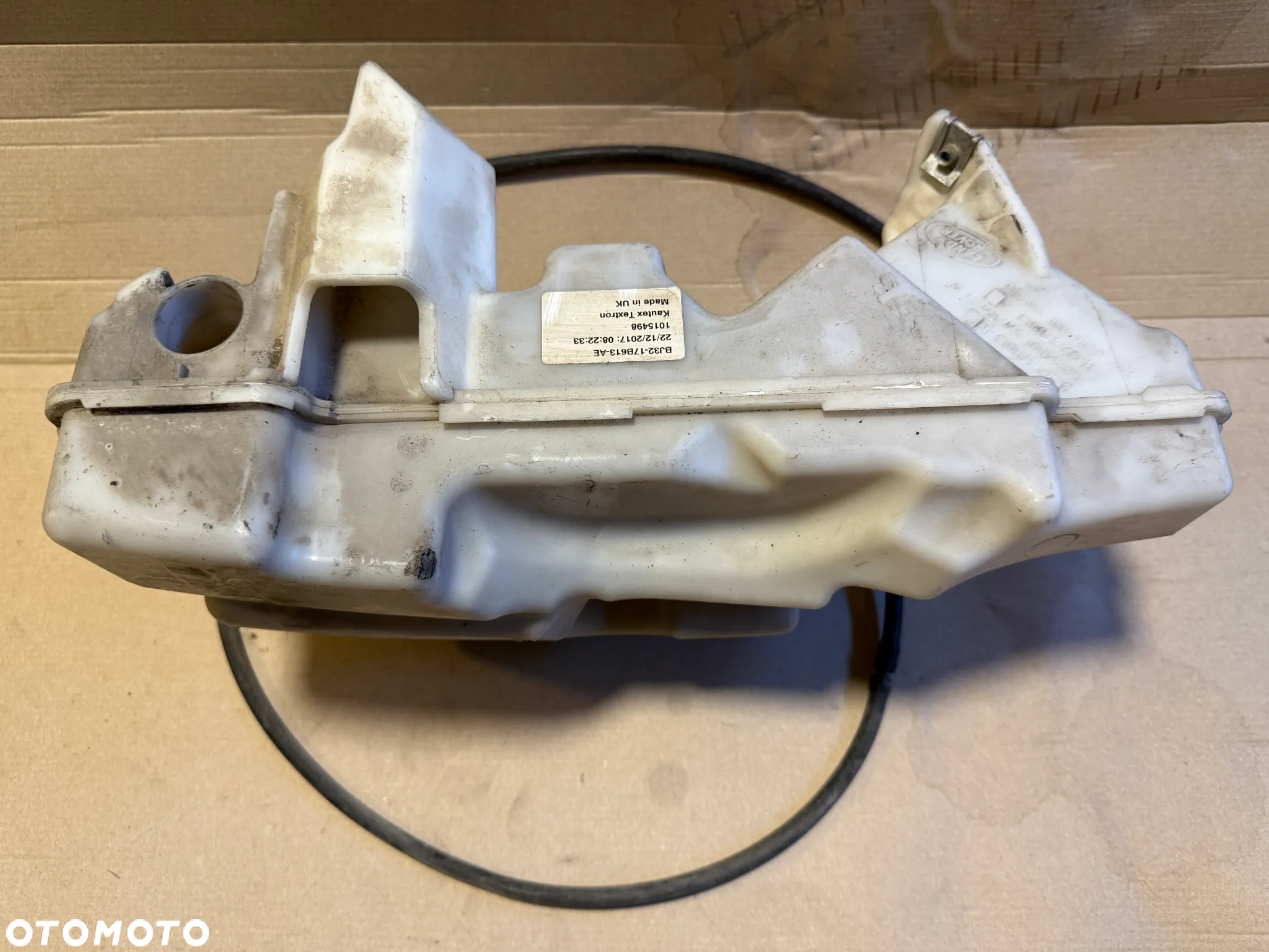 Zbiornik spryskiwaczy BJ32-17B613-AE Range Rover Evoque L538 2017r OE - 2
