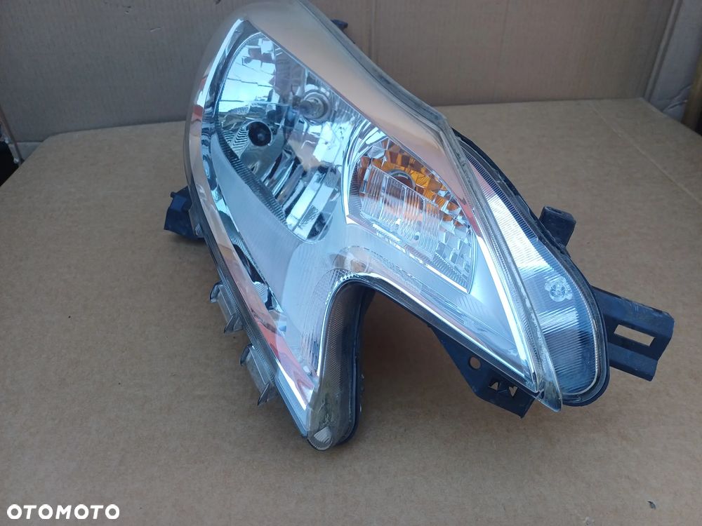 Nissan Note II E12 lampa prawy przod Europa - 5