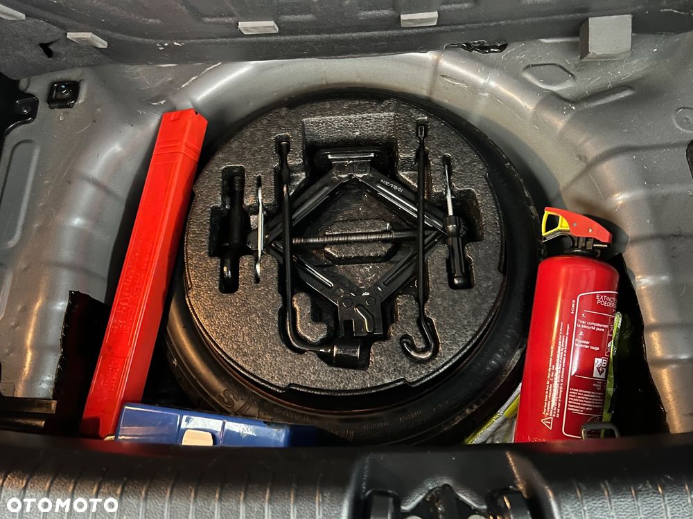 Hyundai i10 - 30