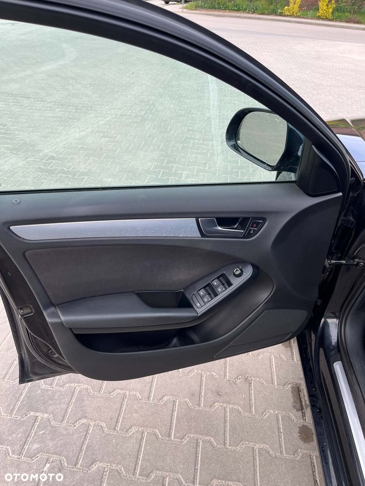 Audi A4 Avant 2.0 TDI DPF - 13