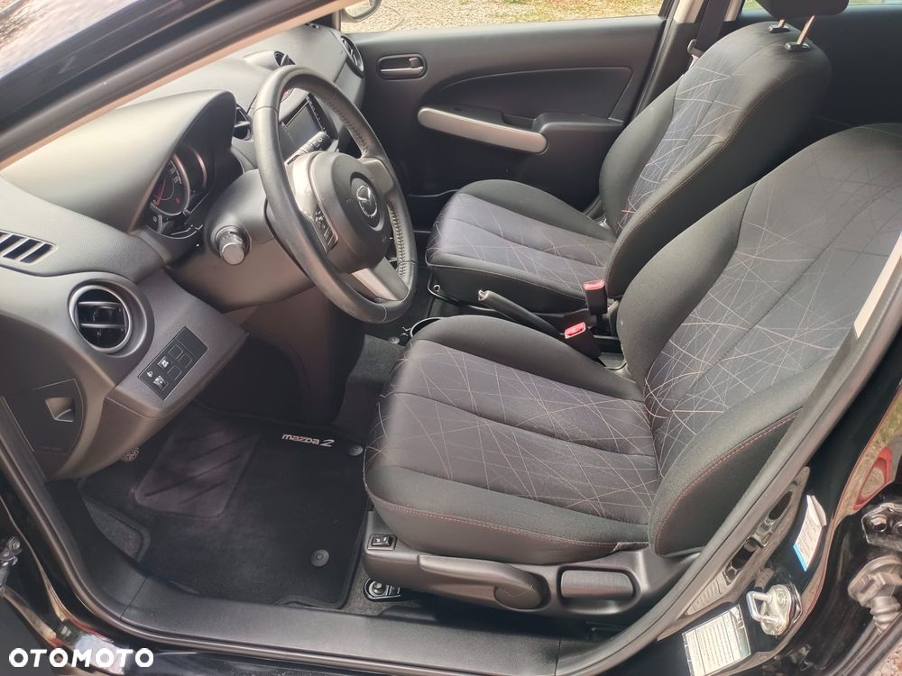 Mazda 2 - 16