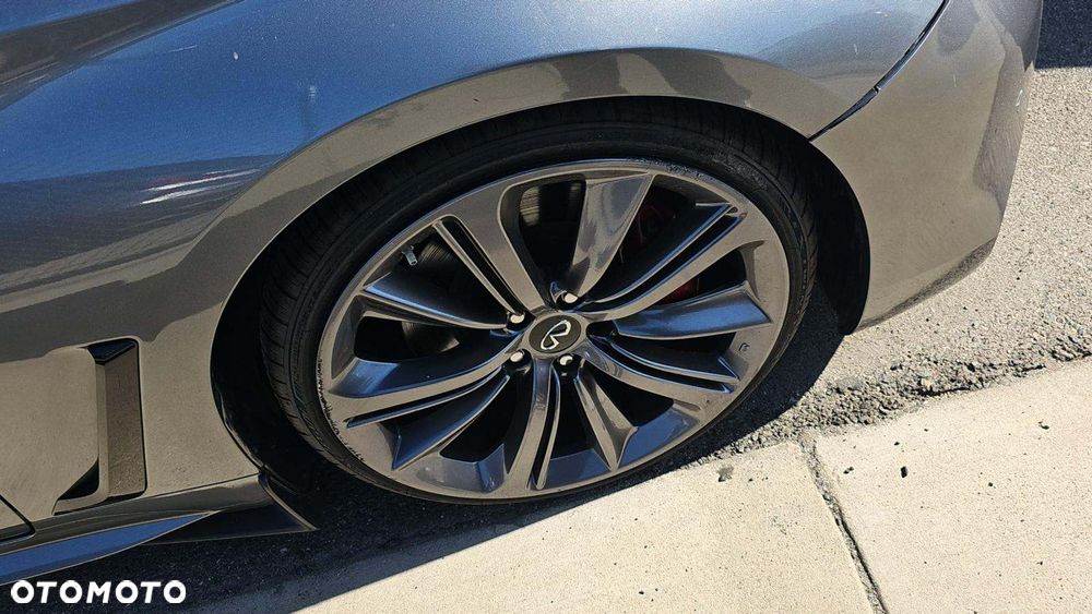 Infiniti Q60 - 18