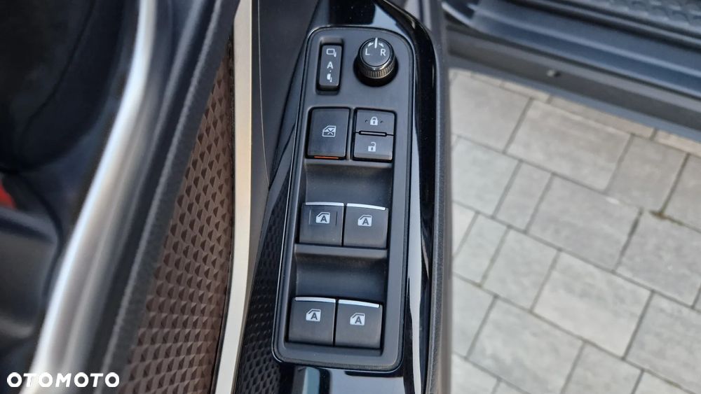 Toyota C-HR 1.8 Hybrid Prestige - 31