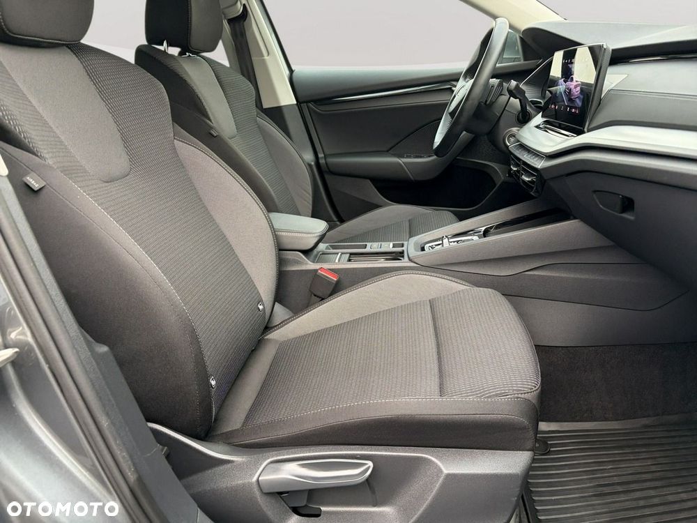 Skoda Octavia 1.5 TSI mHEV DSG Selection - 28