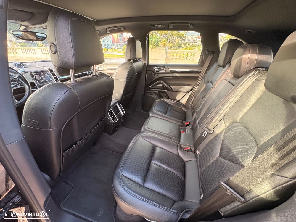 Porsche Cayenne S Tiptronic S - 9